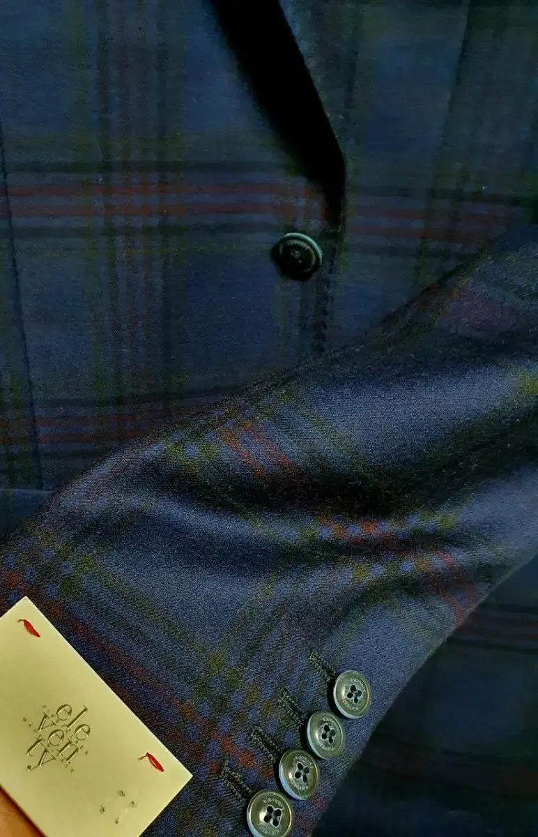 thumbnail-4